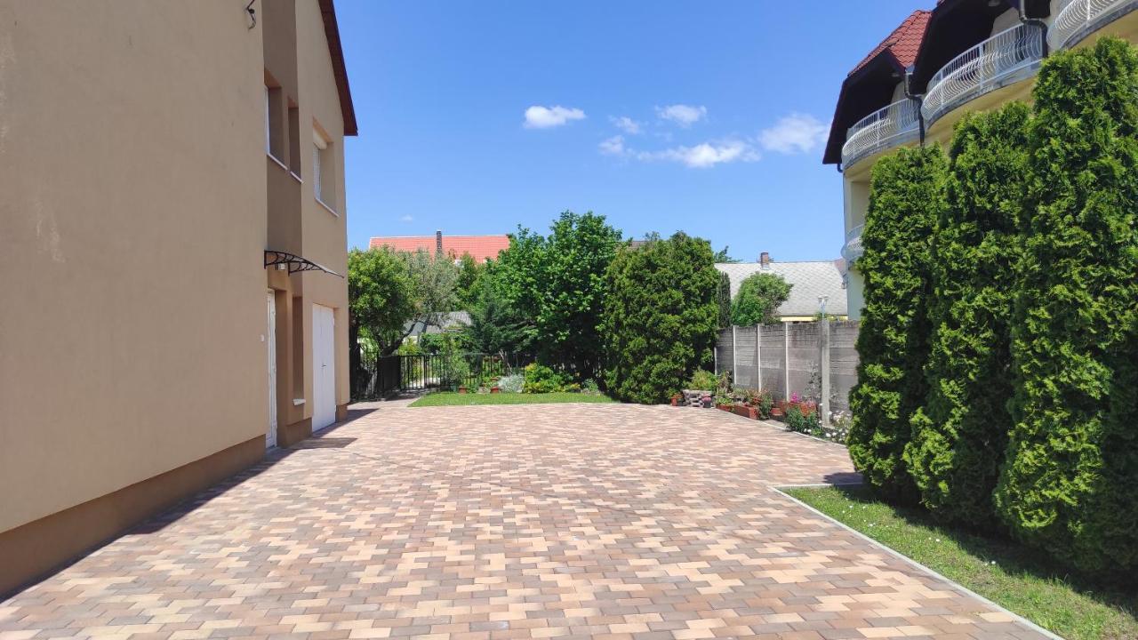 Appartamenti Delle Vacanze Keszthely Exterior foto